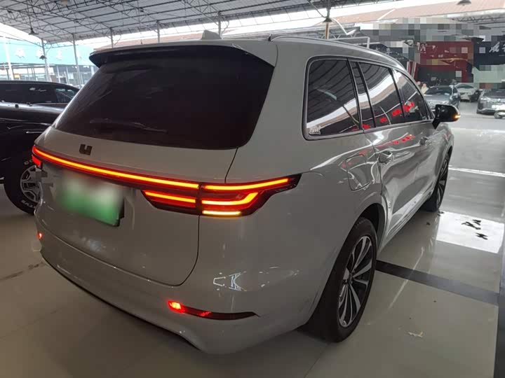 Фото 7 - LiXiang One