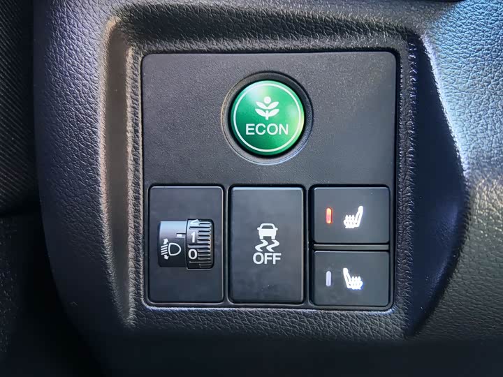 Фото 16 - Honda Vezel