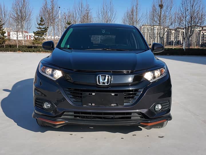 Фото 2 - Honda Vezel