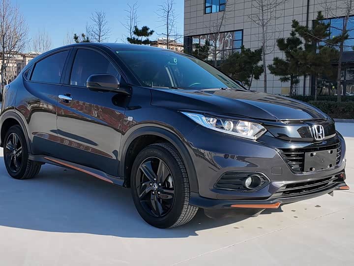 Фото 3 - Honda Vezel