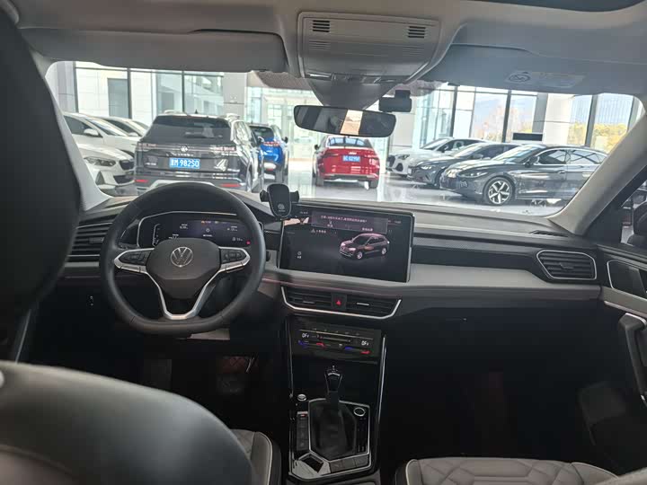 Фото 11 - Volkswagen Tayron