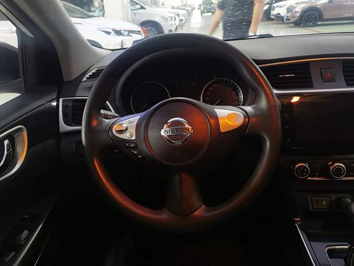 Фото 15 - Nissan Sylphy