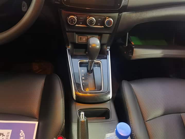 Фото 16 - Nissan Sylphy