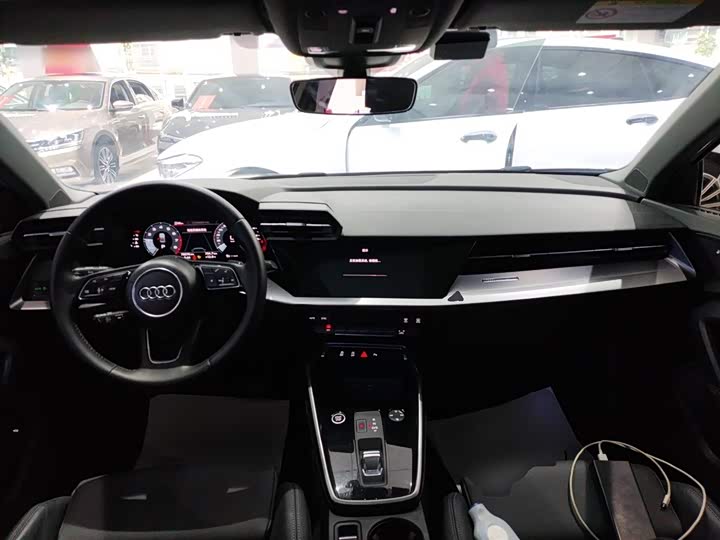 Фото 10 - Audi A3