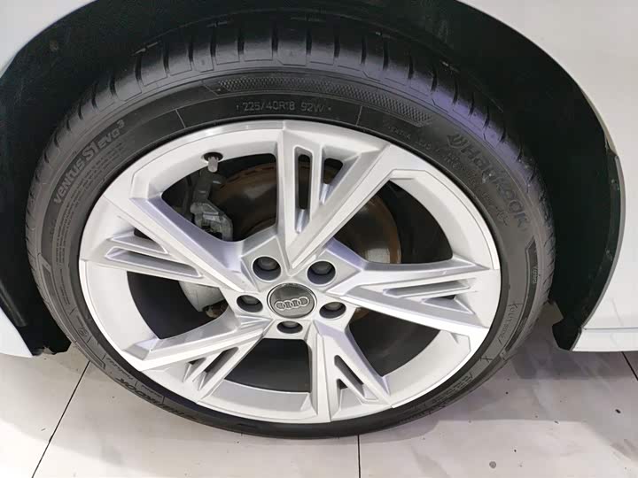 Фото 23 - Audi A3