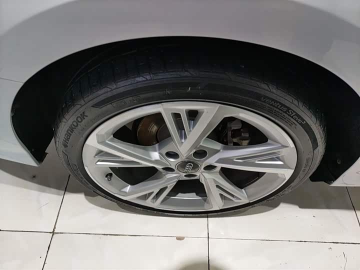 Фото 26 - Audi A3