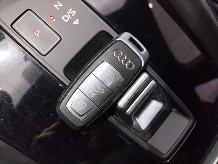 Фото 9 - Audi A3