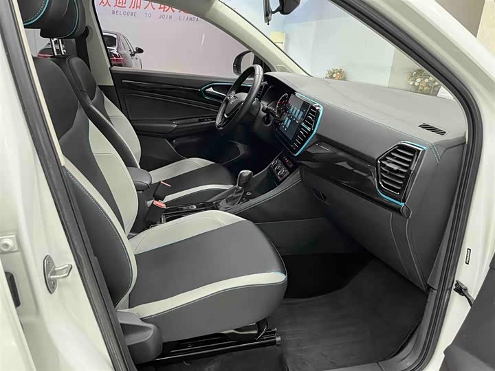 Фото 13 - Jetta VS5