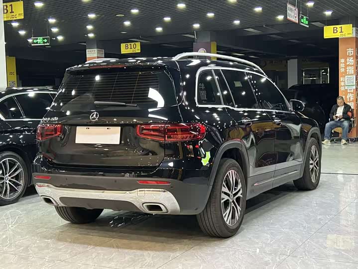 Фото 3 - Mercedes-Benz GLB-Class