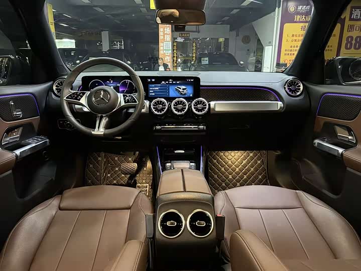 Фото 7 - Mercedes-Benz GLB-Class