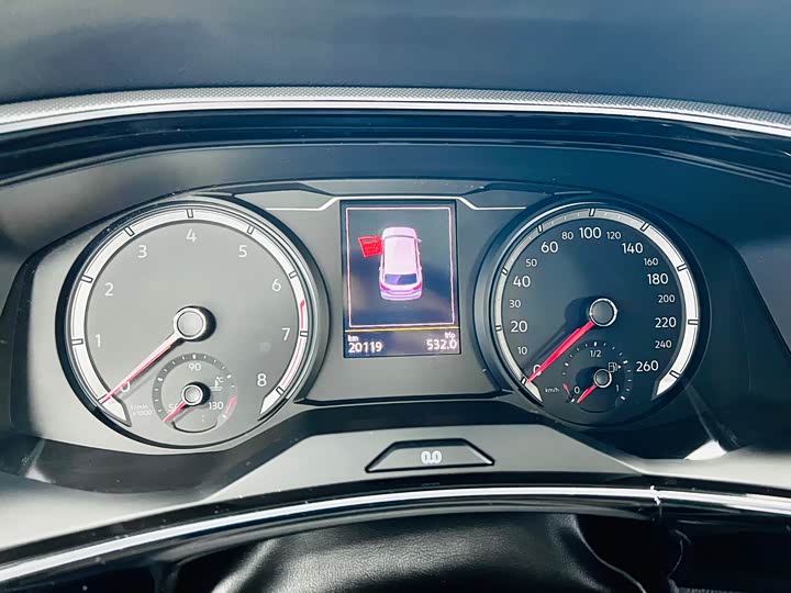 Фото 13 - Volkswagen Tayron