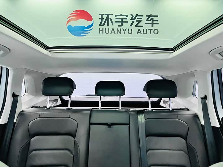 Фото 16 - Volkswagen Tayron