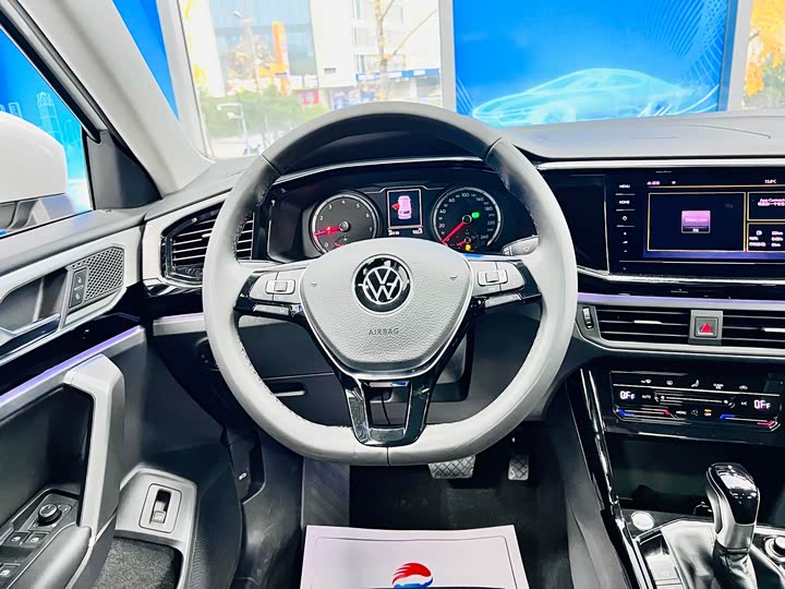 Фото 18 - Volkswagen Tayron