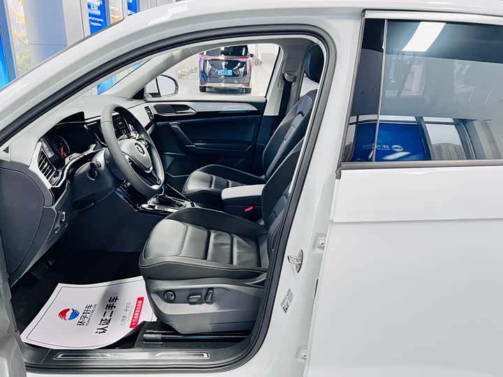 Фото 21 - Volkswagen Tayron