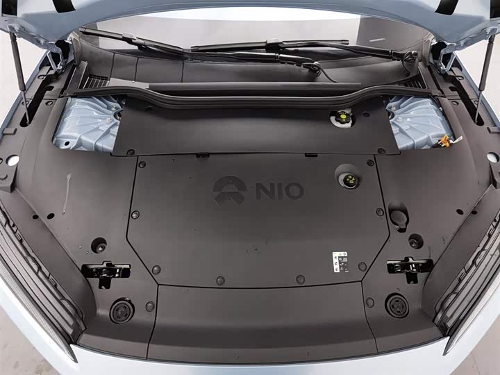 Фото 6 - Nio ET5T