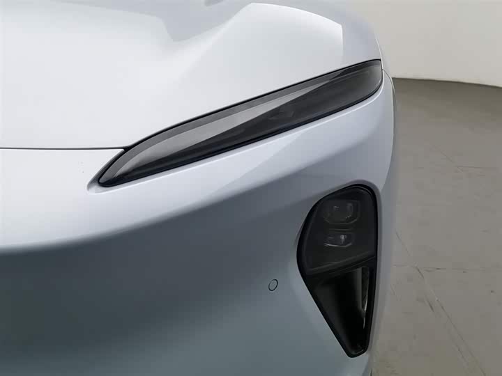 Фото 7 - Nio ET5T