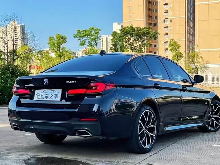 Фото 7 - BMW 5 Series