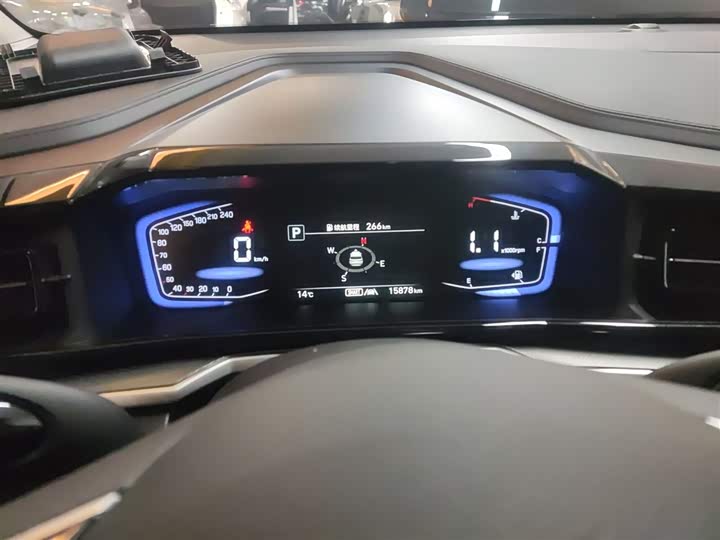 Фото 12 - Hyundai Custo