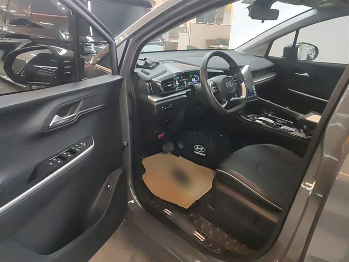 Фото 16 - Hyundai Custo