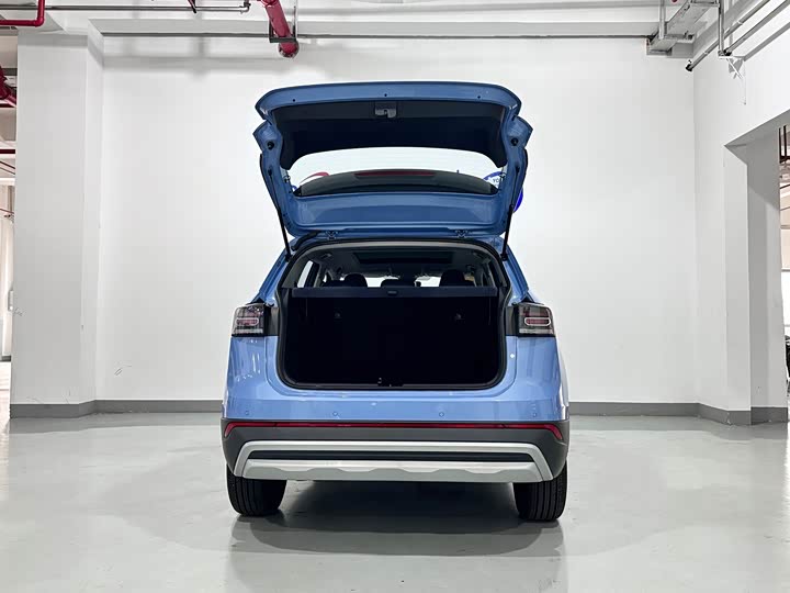 Фото 8 - Volkswagen Tharu