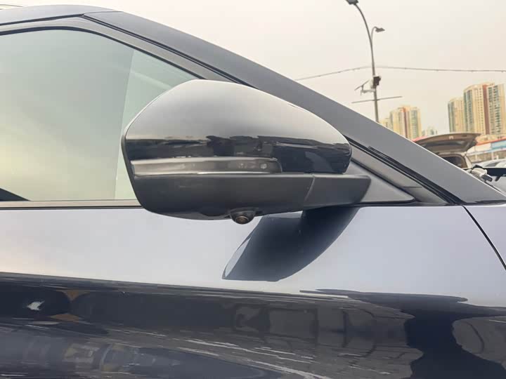 Фото 5 - Ford Explorer