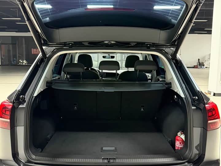 Фото 12 - Volkswagen Tayron