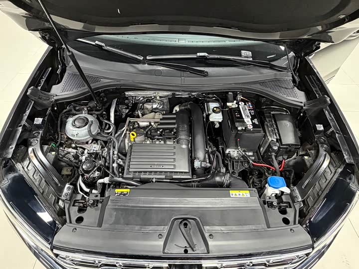 Фото 17 - Volkswagen Tayron