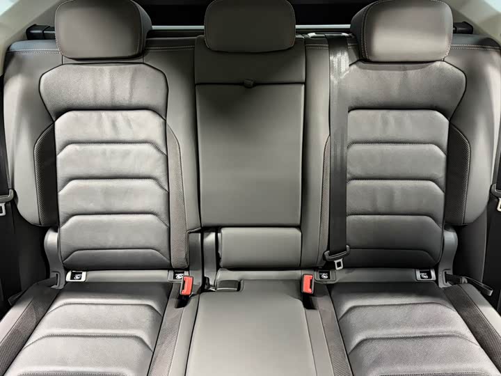 Фото 19 - Volkswagen Tayron