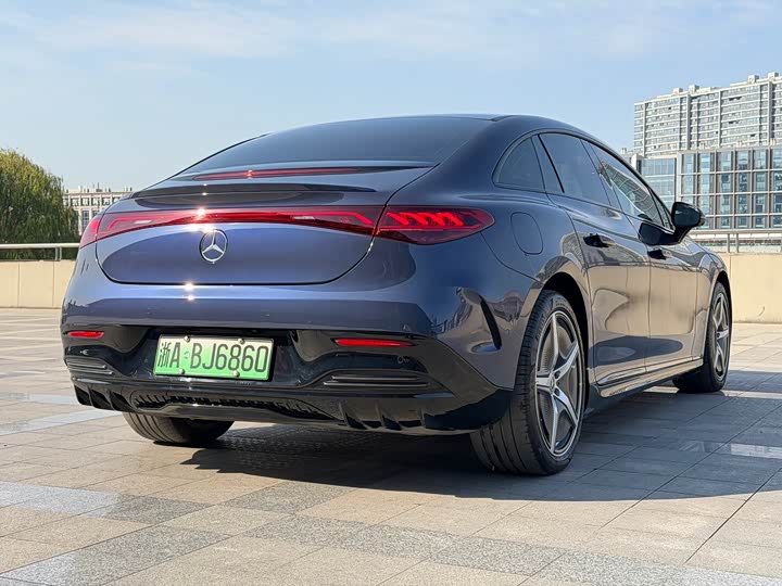 Фото 5 - Mercedes-Benz EQE