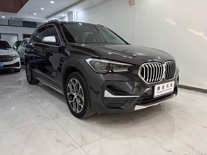 Фото 3 - BMW X1