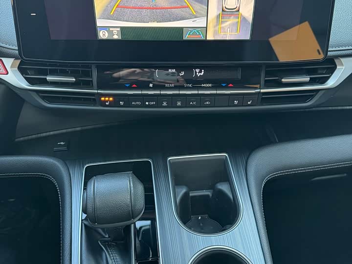 Фото 5 - Toyota Sienna