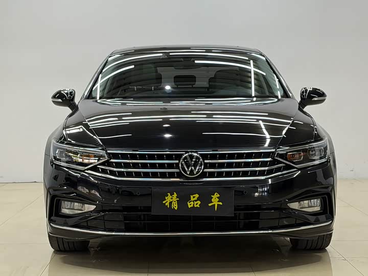 Фото 2 - Volkswagen Magotan