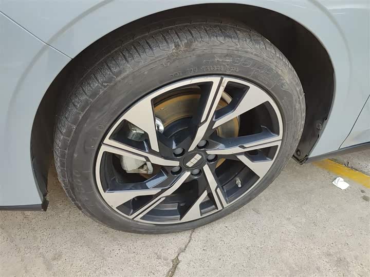 Фото 23 - Geely Galaxy L6