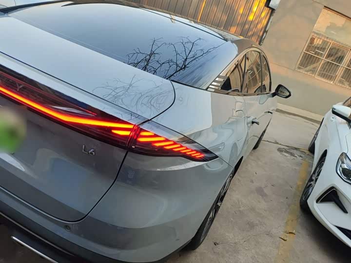 Фото 7 - Geely Galaxy L6