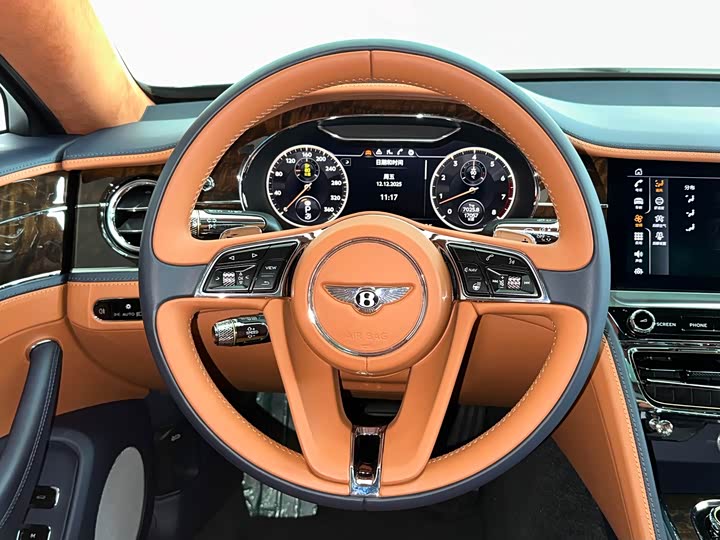 Фото 10 - Bentley Flying Spur