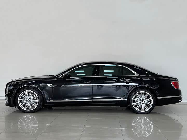 Фото 23 - Bentley Flying Spur