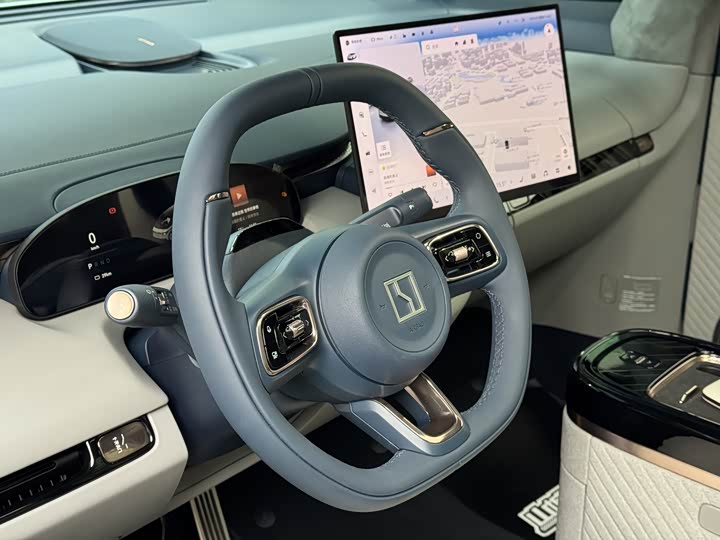 Фото 11 - Zeekr Mix