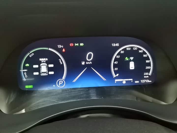 Фото 11 - Toyota Highlander