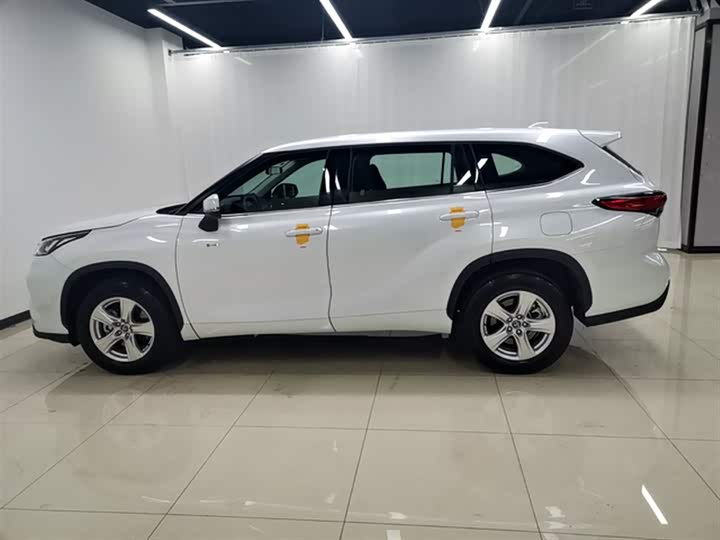 Фото 5 - Toyota Highlander