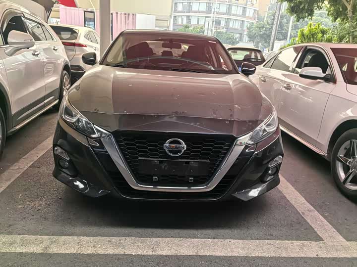 Фото 2 - Nissan Teana