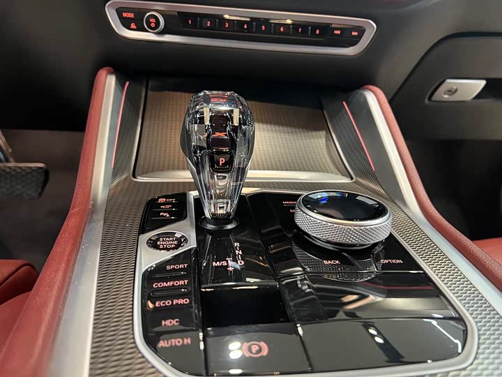 Фото 15 - BMW X6