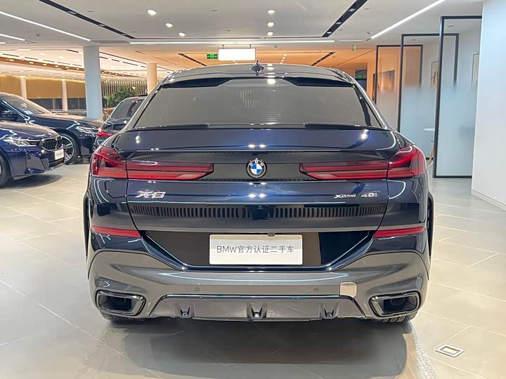 Фото 18 - BMW X6