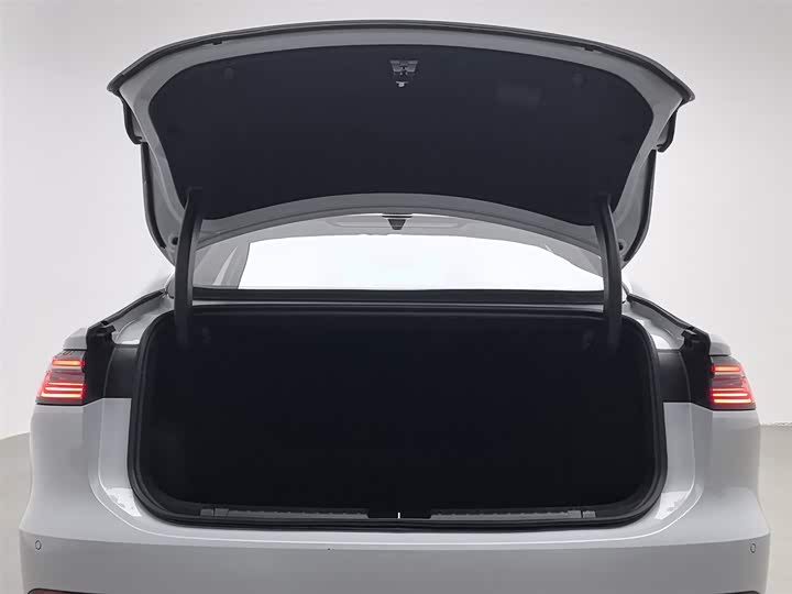 Фото 16 - Geely Galaxy A7