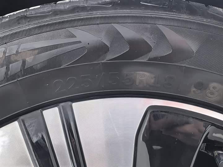 Фото 24 - Geely Galaxy A7