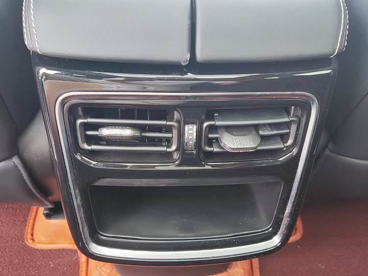 Фото 18 - Jetour X70 Plus