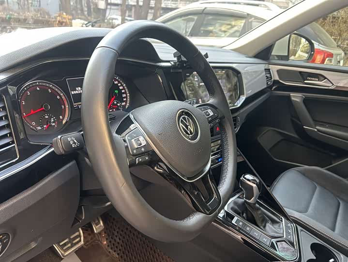 Фото 8 - Volkswagen Tayron