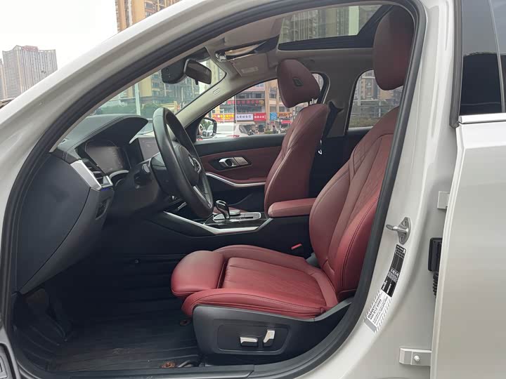 Фото 10 - BMW 3 Series