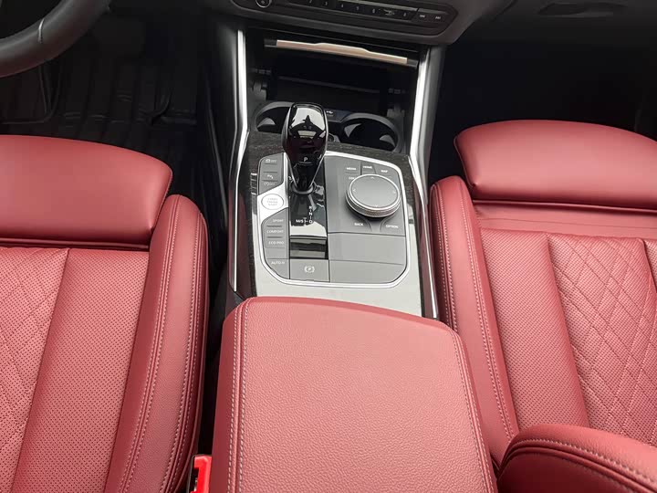 Фото 18 - BMW 3 Series