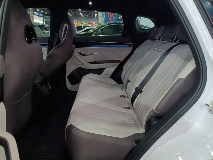 Фото 17 - BYD Song Plus Hybrid/EV