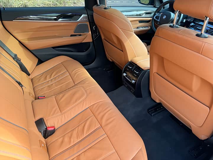 Фото 15 - BMW 6 Series GT